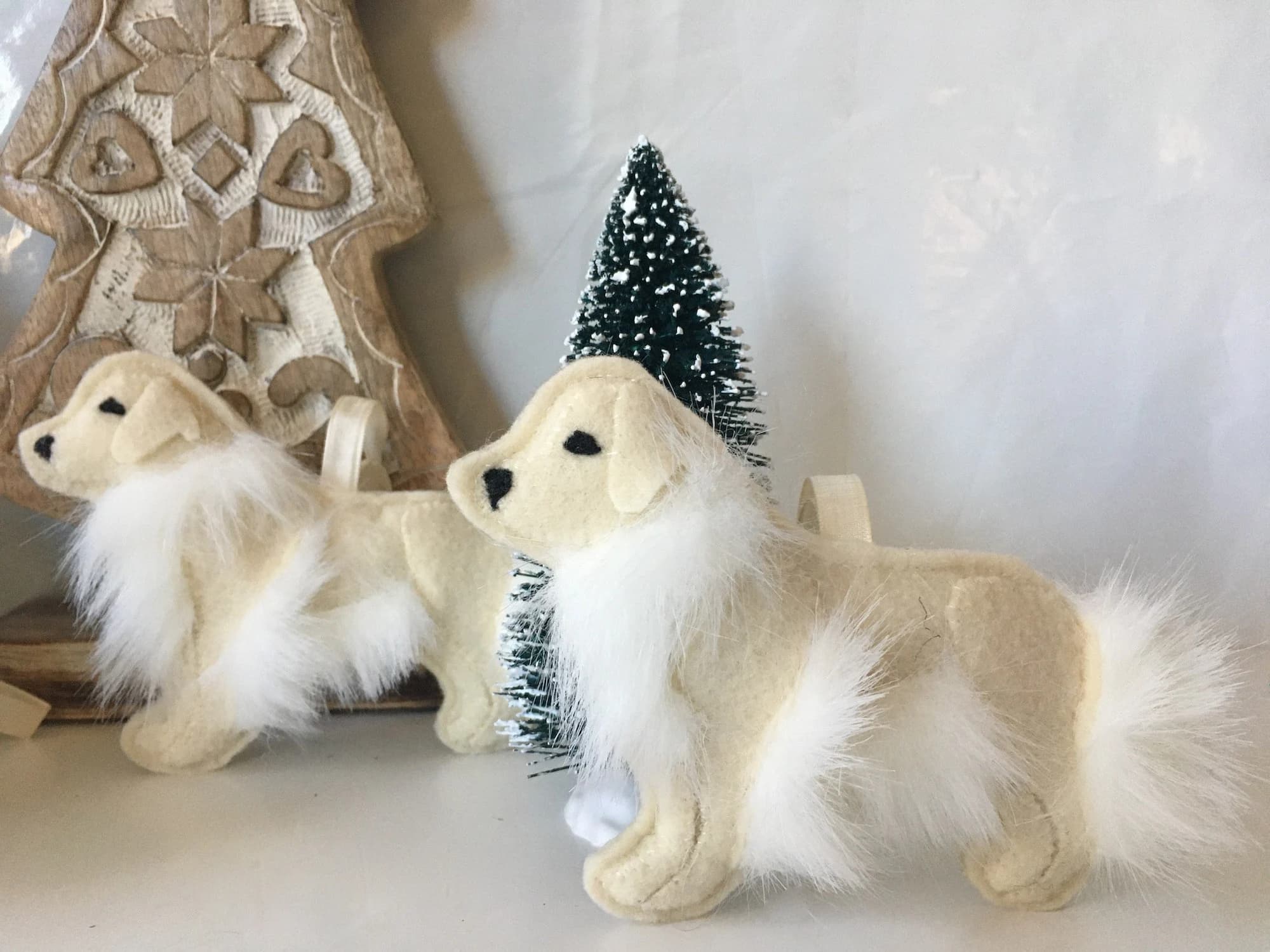 English Cream Golden Retriever
